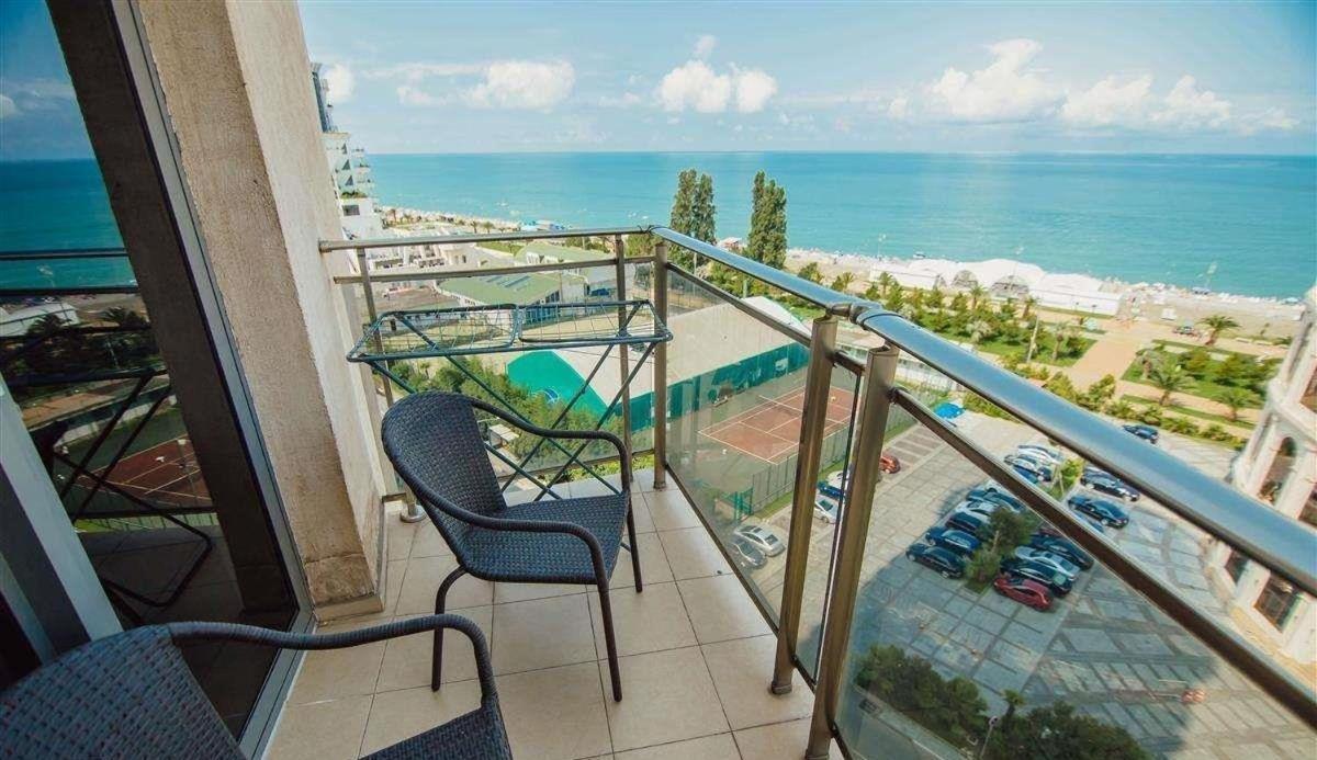 Batumi Royal Apartments Exterior foto